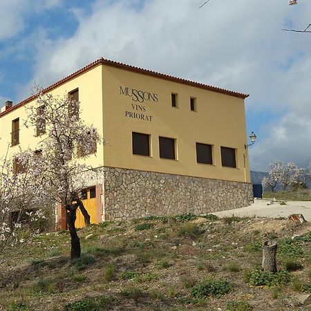 Hostal Restaurant Mussons Vins Poboleda Екстер'єр фото